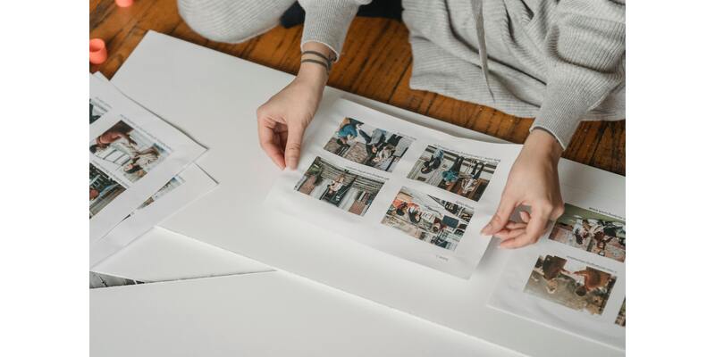 Top 10 Scrapbook Paper Trends for 2024: What’s Hot Right Now